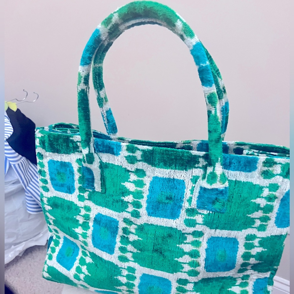 NEW BALDIZ Stylish Green and Blue Tote Bag